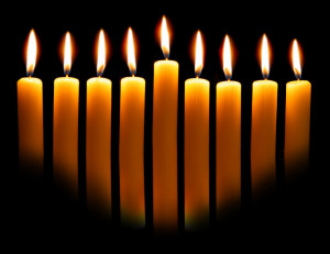 hanukkah_candles_sm